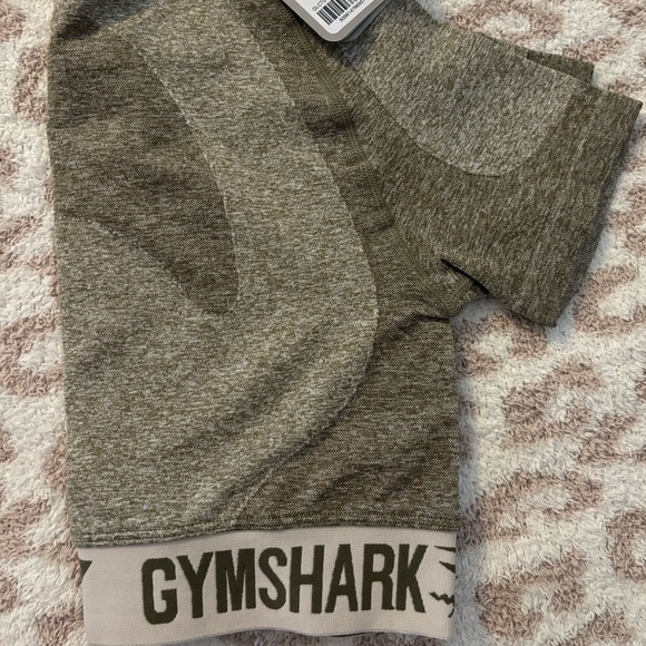 Gymshark Crop Top - Picture 6 of 7